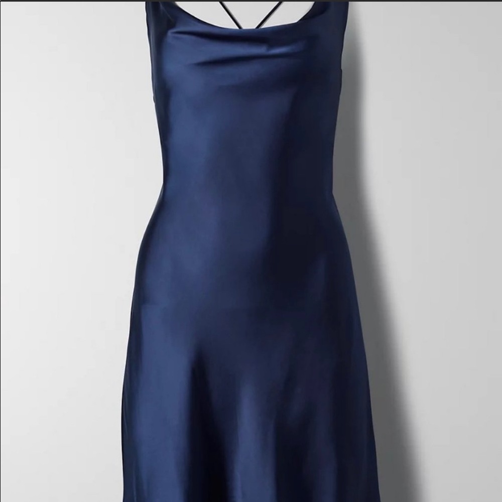 Aritzia Wilfred Slip On dress size S with tags never worn - Picture 2 of 3